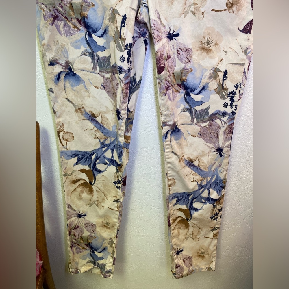 Chico's Jegging Ankle Tapered High Rise Size 1 US 8 Cream Floral Spring Chic - Picture 5 of 13